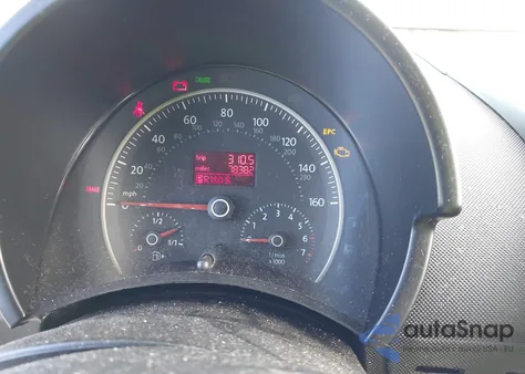 2009 Volkswagen New Beetle 2.5L from USA, damaged, VIN 3VWPW31C39M508140